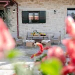 Pyrgou Villa With Shared Swimming Pool