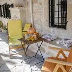 Pyrgou Villa With Shared Swimming Pool